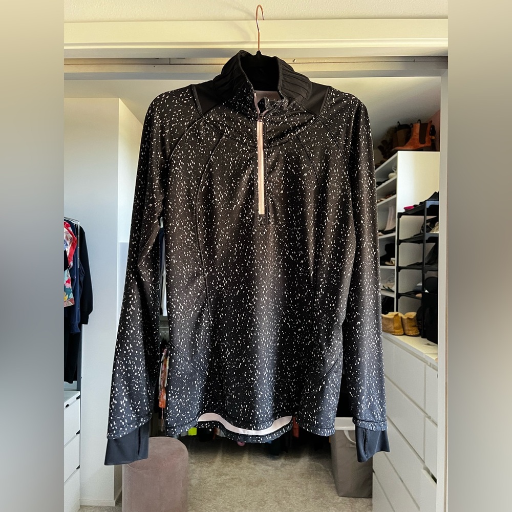 Lululemon 1/4 Zip Pullover - size 6